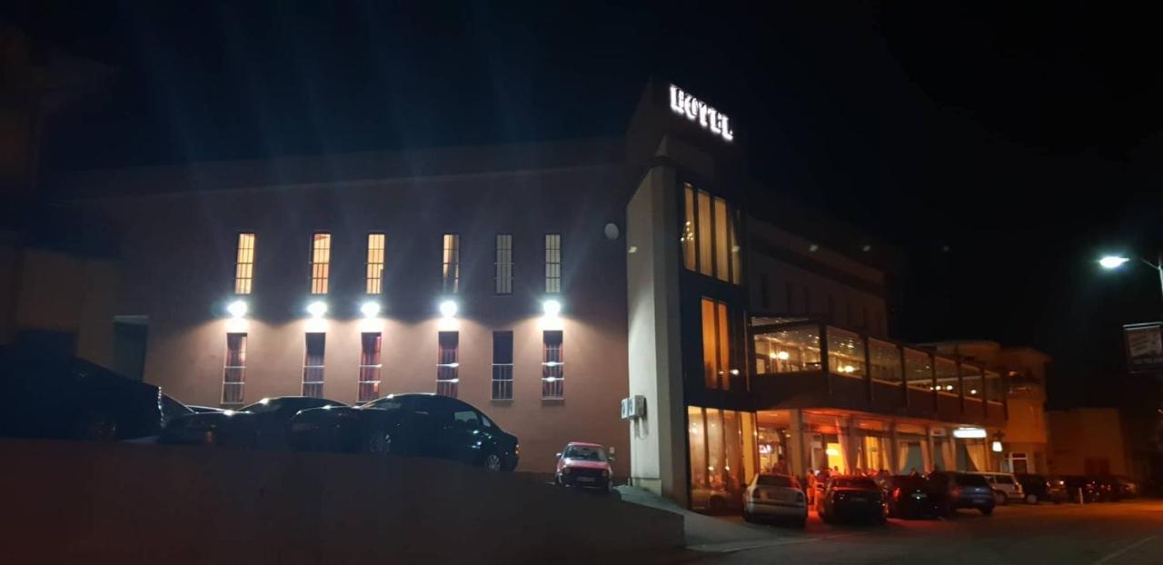Hotel Urban Buzim Zewnętrze zdjęcie